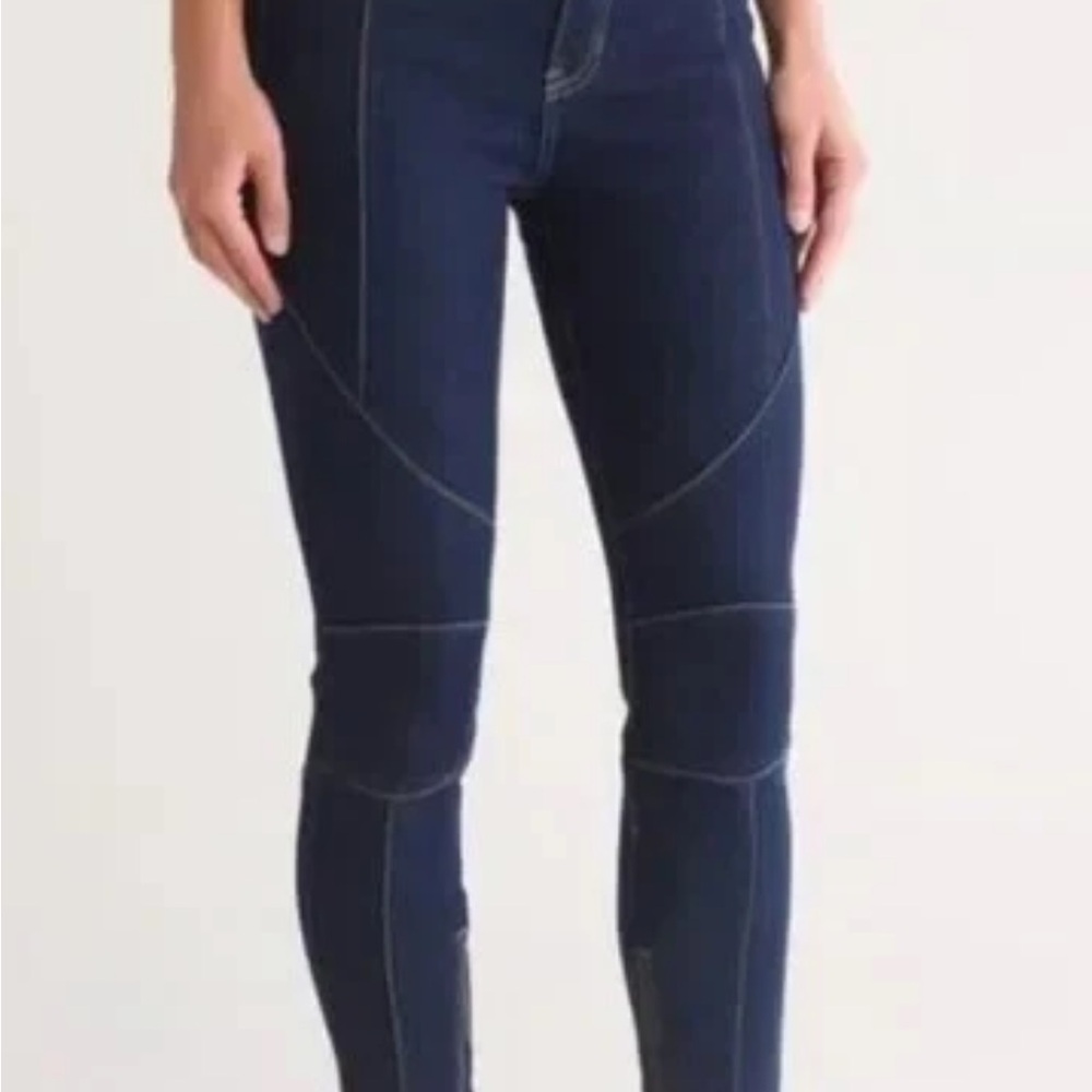 Austin Landing Blue Skinny Mid rise ankle Jeans with Classic Texture size 7